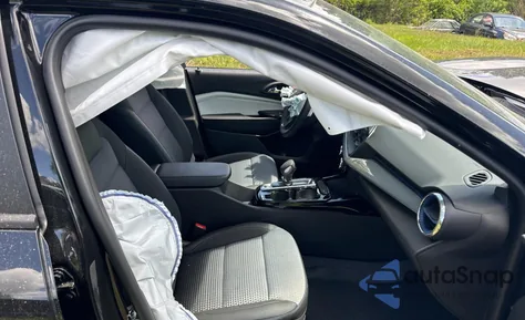 2025 Chevrolet Trax 1Lt from USA, damaged, VIN KL77LHEP6SC111578